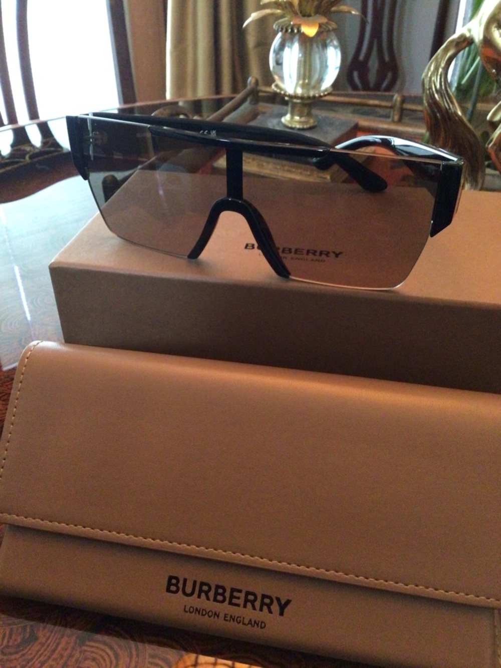 Burberry Black BE 4291 Reflective Sunglasses. Never wore, with case. NWOT